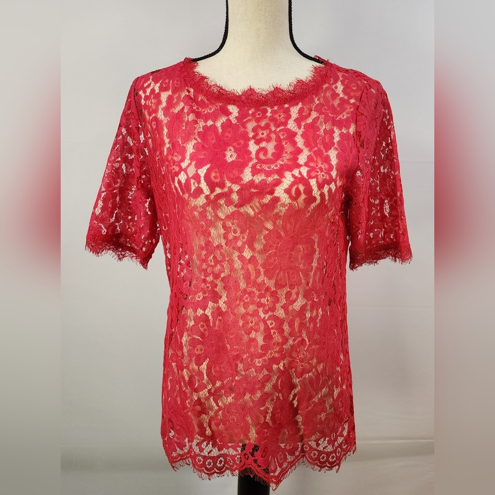 Vanessa Virginia Anthropologie Women's Red and Pink Lace Top